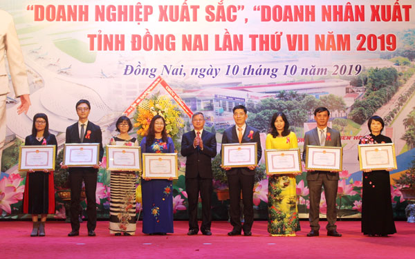 1-DN-xk-uy-tín.jpg