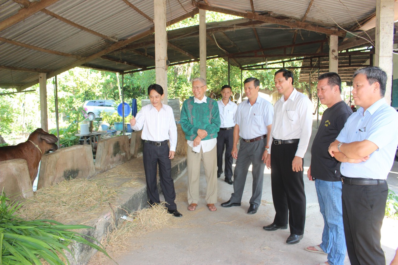 20.04-H1 sữa bò Long Thành.jpg