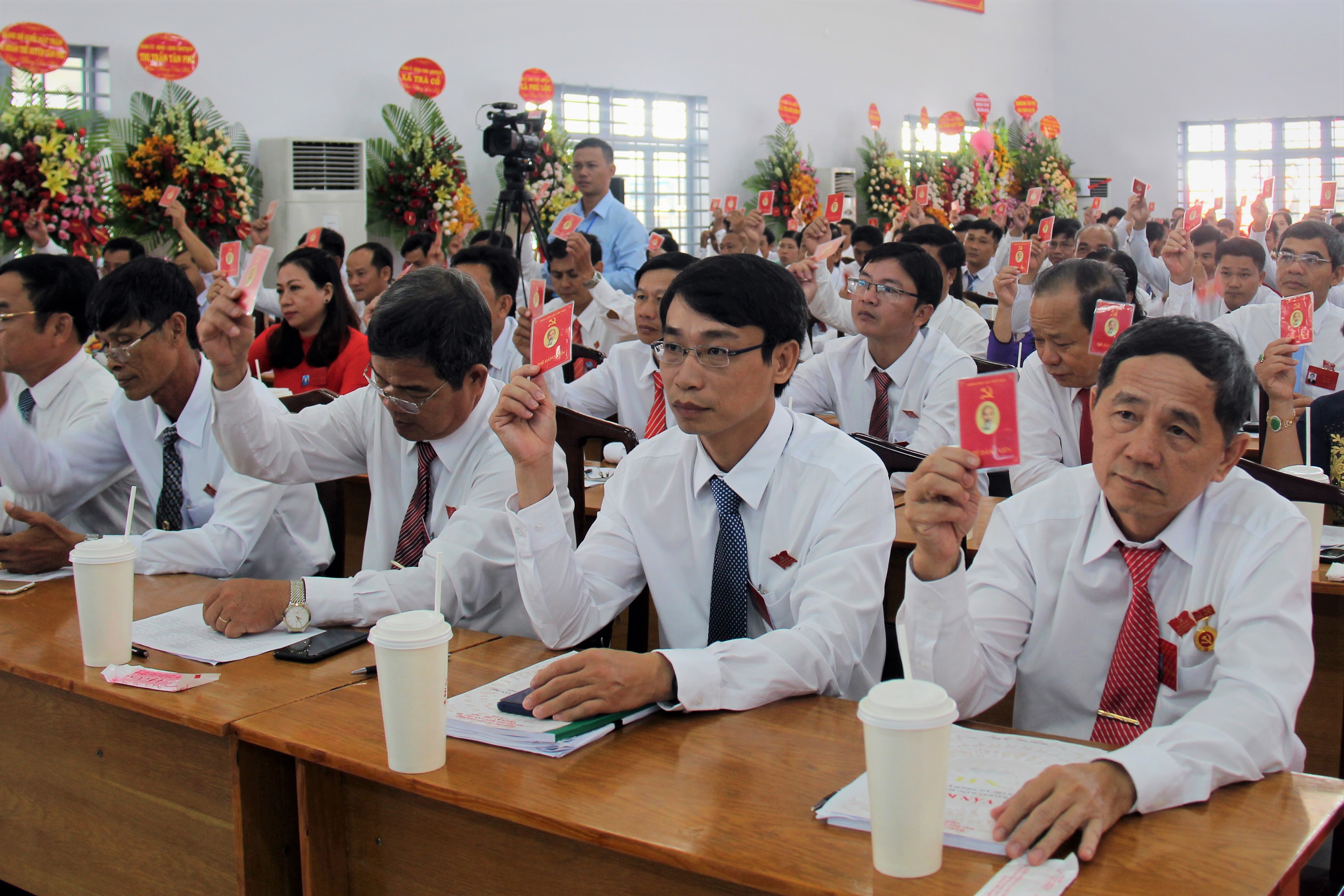 HuyenTanPhu_CT.jpg