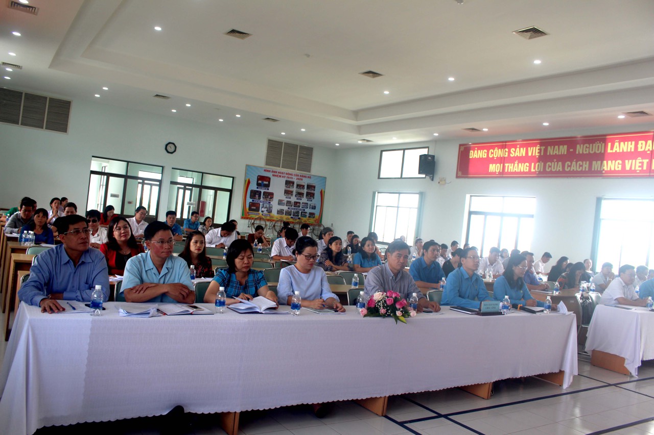 31.8-Bài 4.jpg
