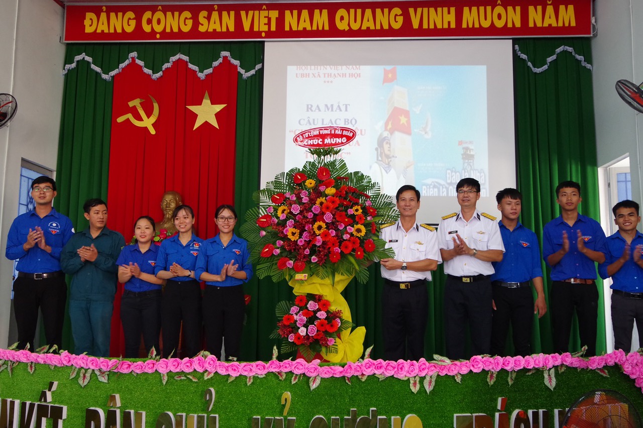 z2076123443614_57e34e267cca6564e893640c2e438f22 (1).jpg