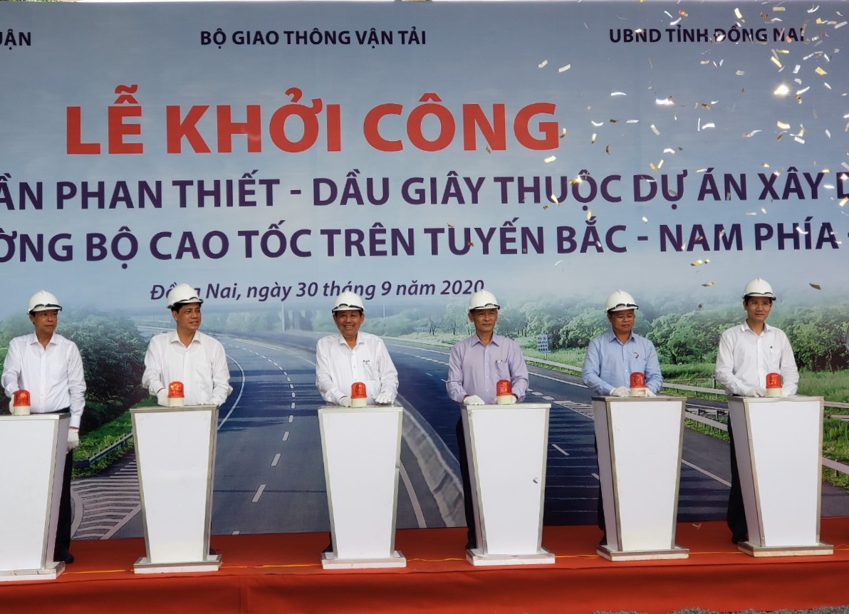 z2101730275358_b2118a21bb5ac925182a4140b459d30b (1).jpg