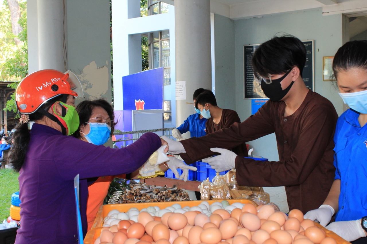 1.10- Nhiệt huyết sức trẻ.jpg