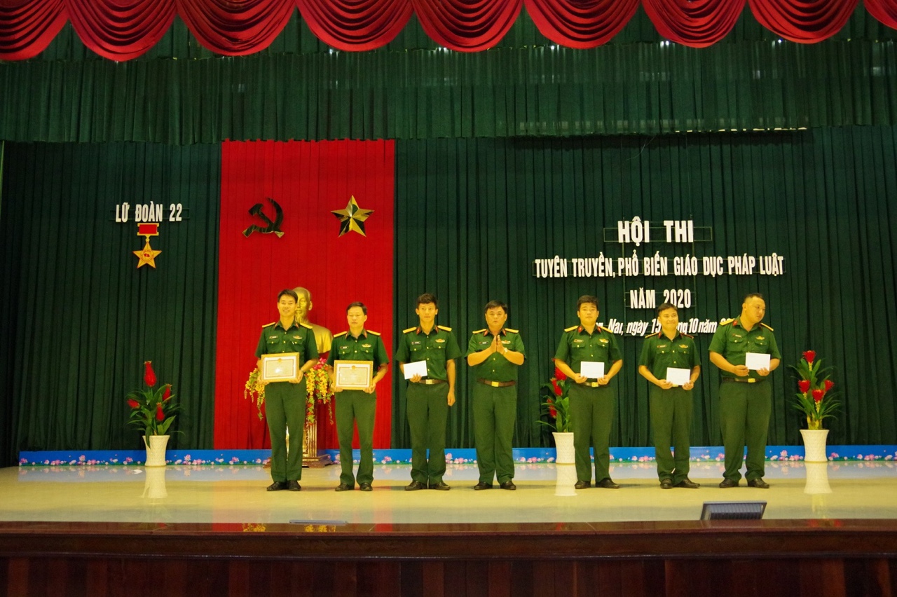 9fef7dc97ee480bad9f5.jpg