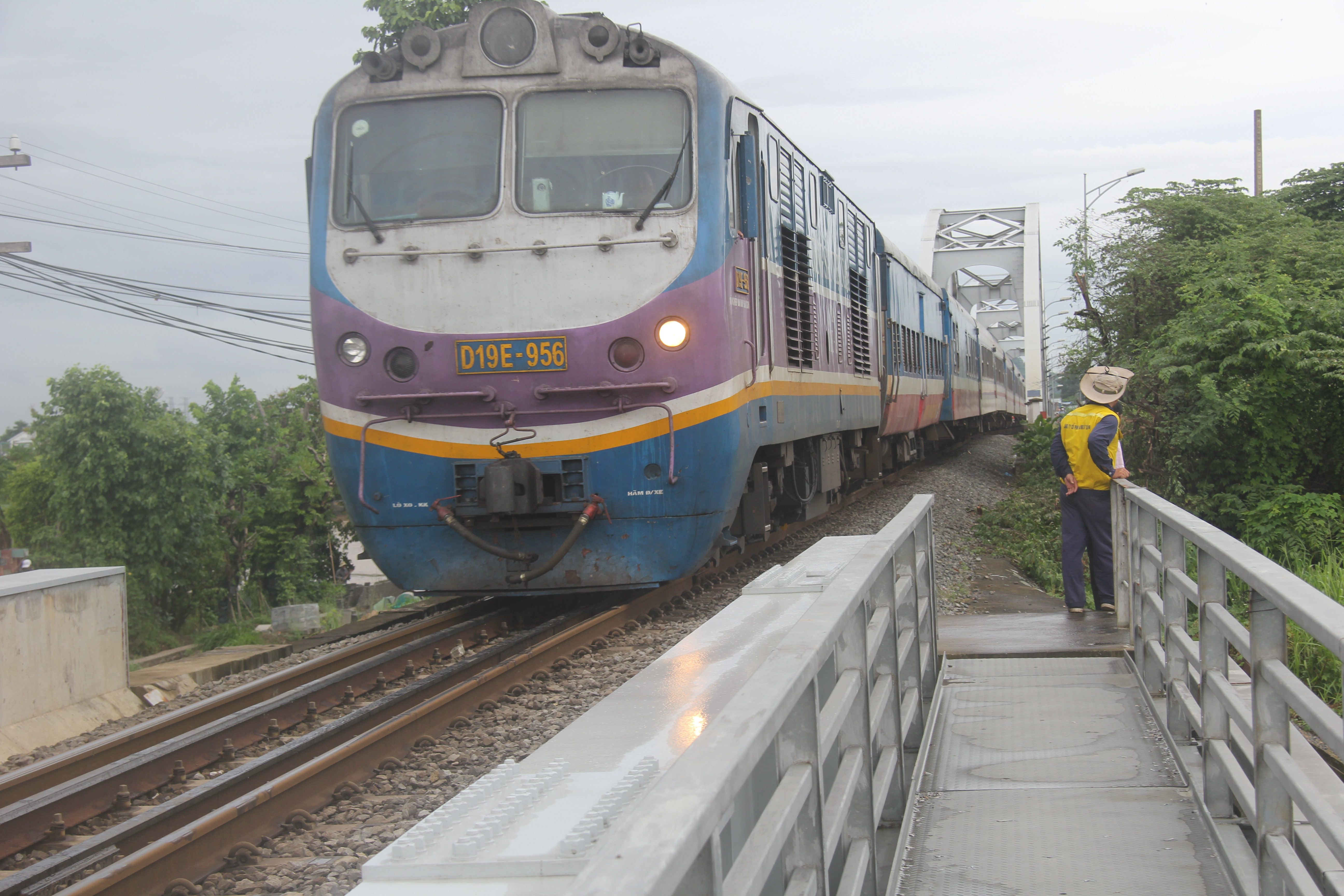 27.10- Đẩy nhanh tiến độ giải phóng mặt bằng -đường sắt Nha Trang - Sài Gòn.JPG