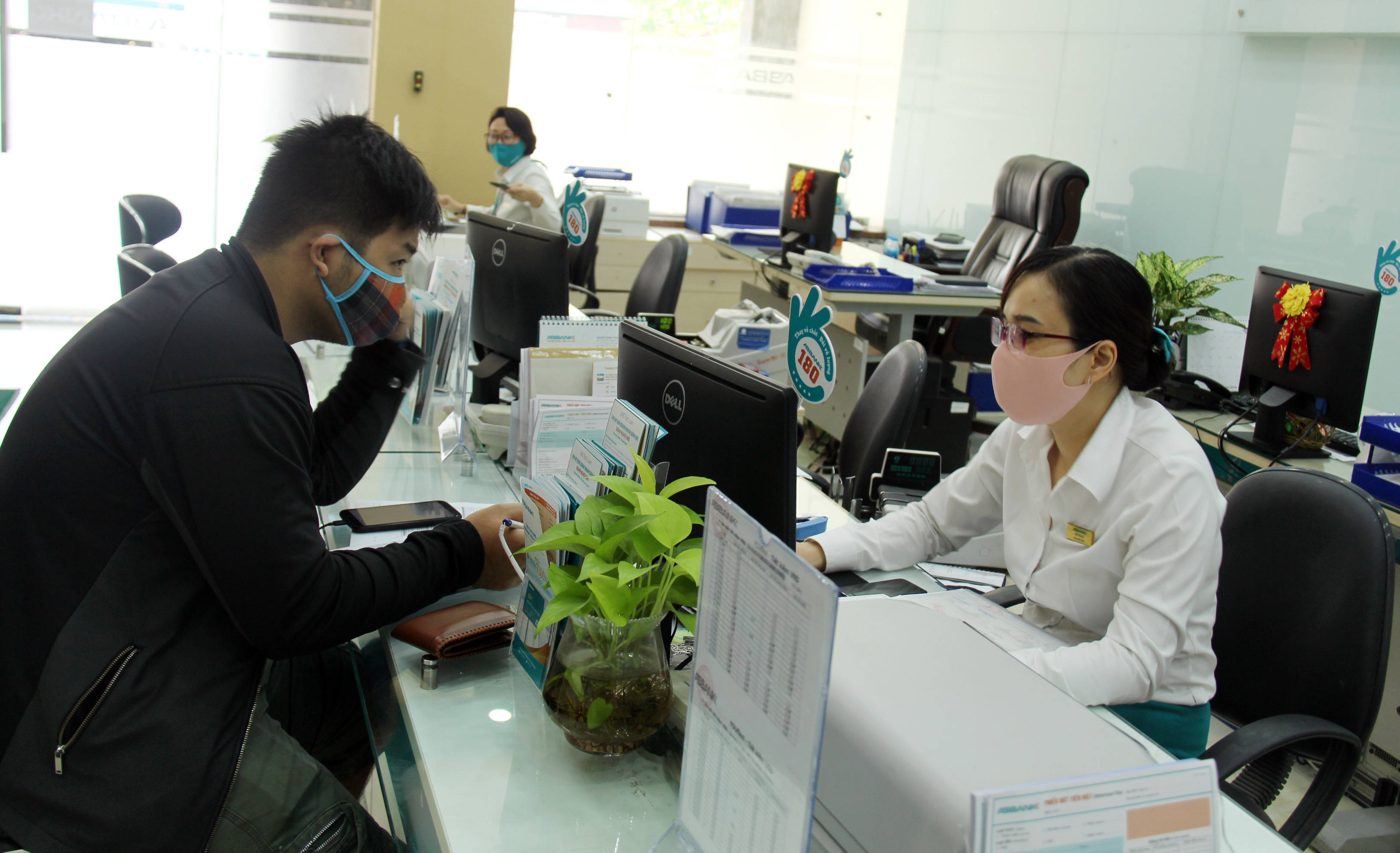 27.11-Đẩy mạnh quản lý hoạt động kinh doanh bảo hiểm tại ngân hàng.jpg