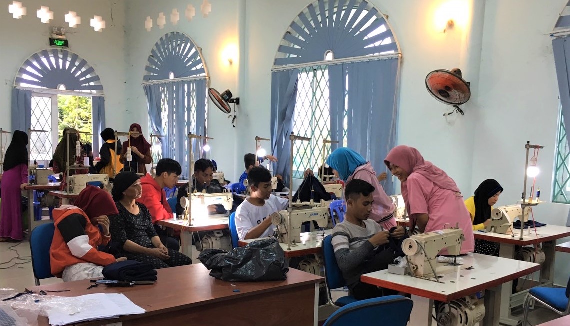 12.3-H1 bai 4 Cần thêm ưu đãi cho người học nghề.jpg