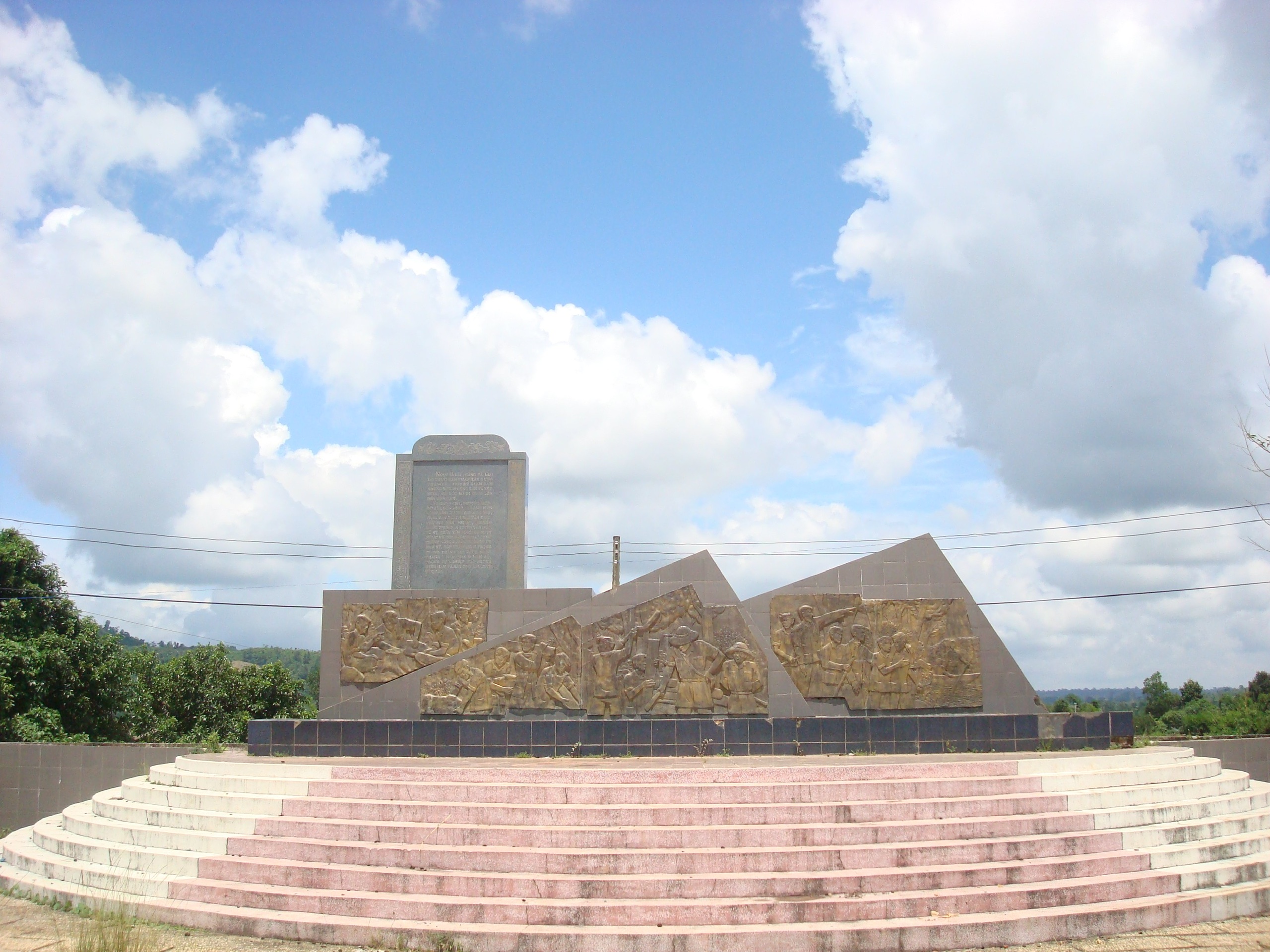 15.3-Hinh Tin 1.jpg