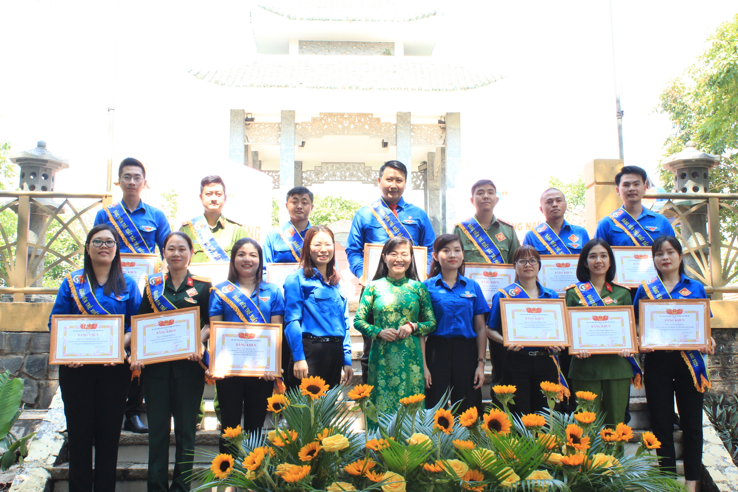 19.3-H2 Bai dang vien tre.jpg