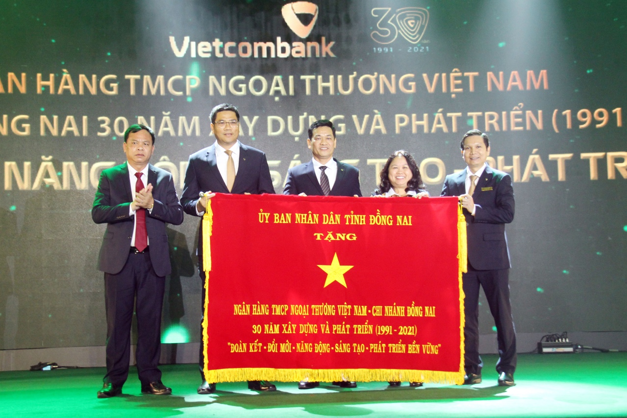 29.3-H Bai dieu chinh_Vietcombank.jpg