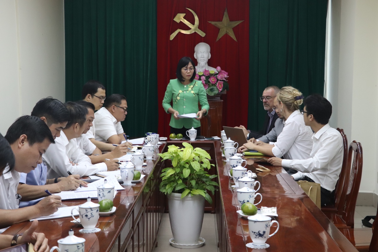 p.tin la.jpg?t=1753850341
