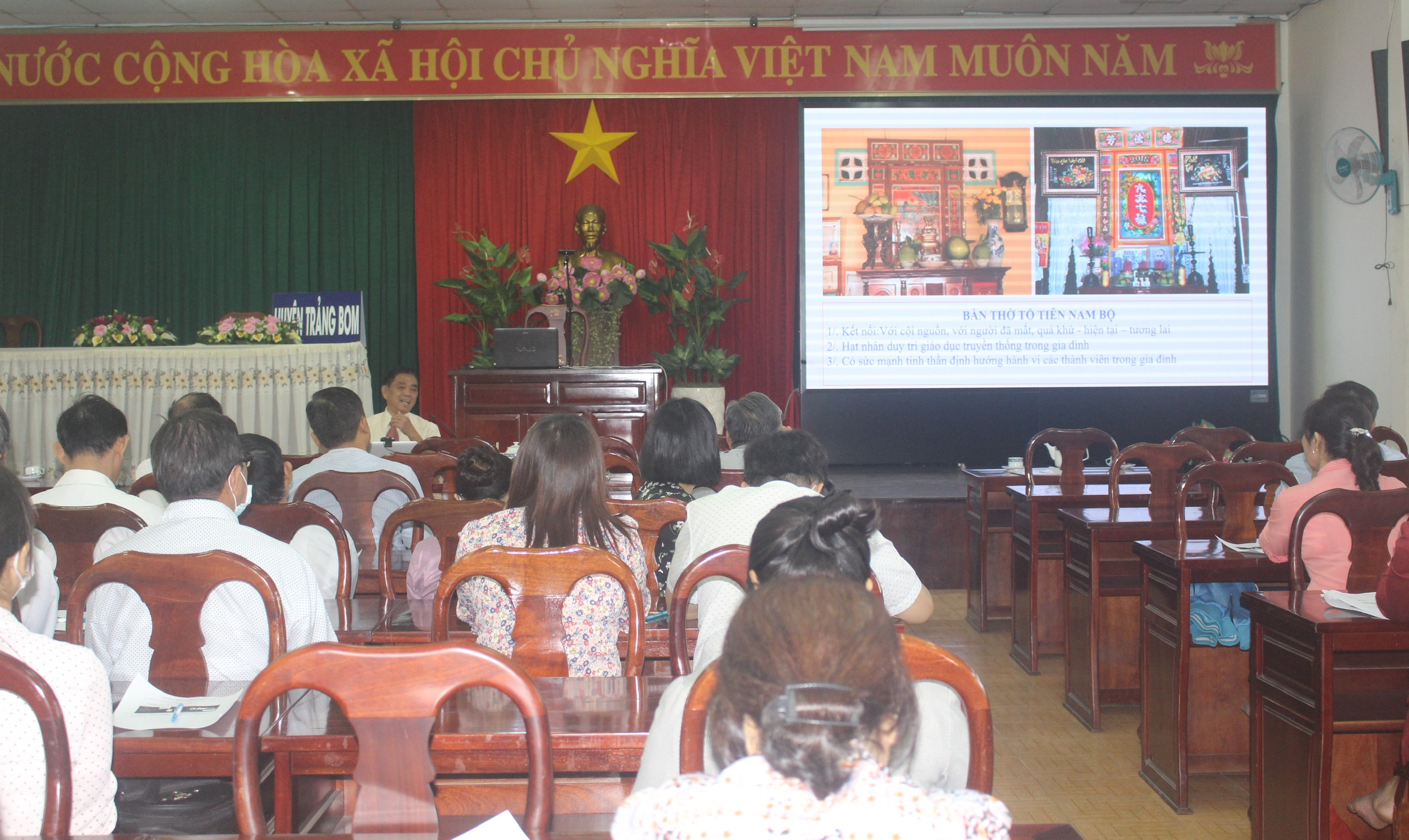 9.4- H Tin toan tinh.jpg