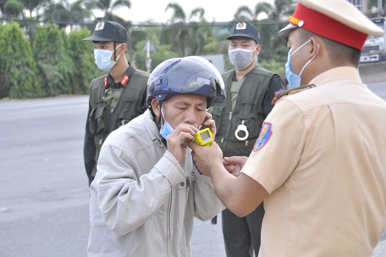 13.5-Tăng cường đảm bảo trật tự an toàn giao thông.jpg