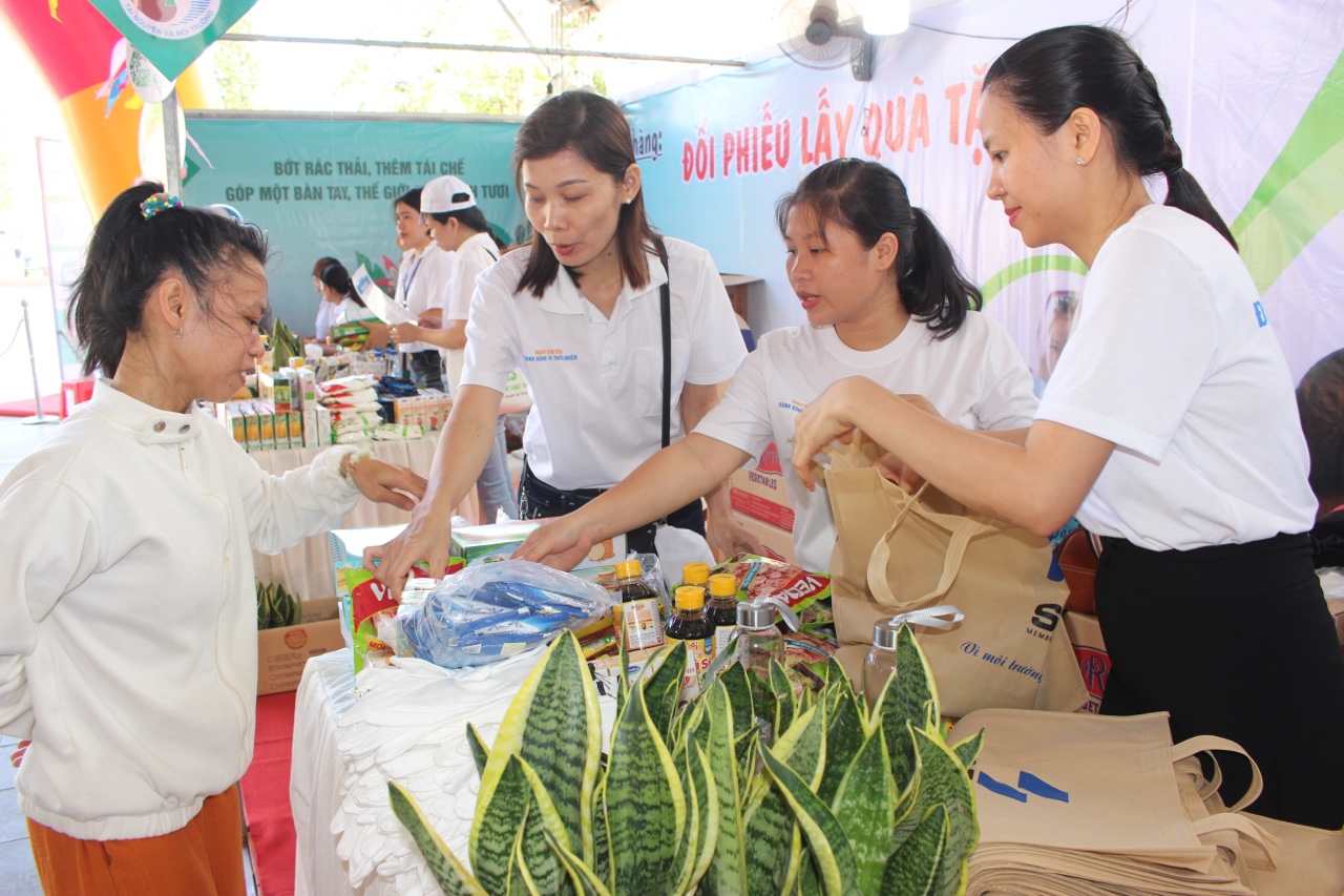 26.5-Tạm dừng tổ chức Ngày hội Tái chế năm 2021.jpg