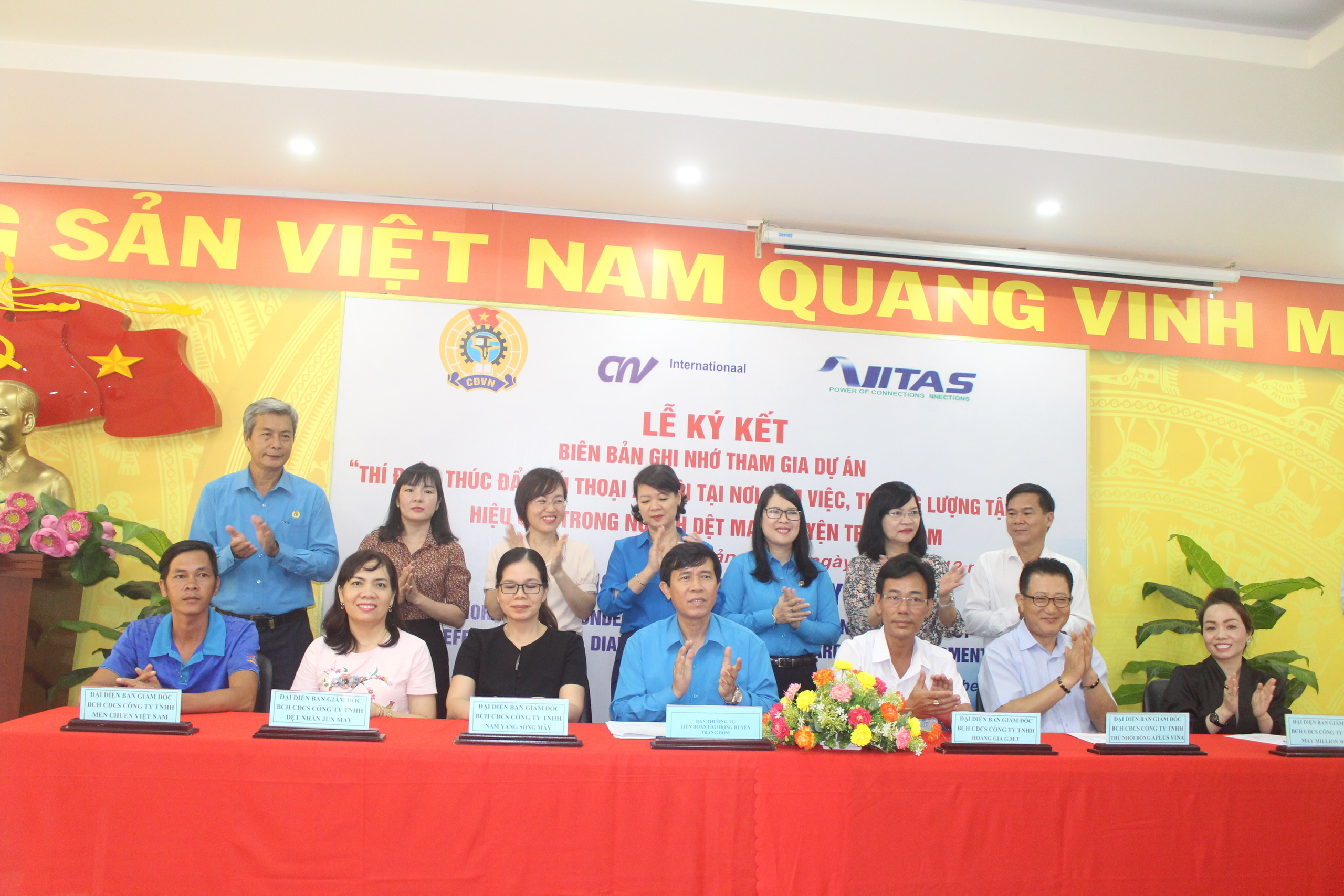 eaa99b98e0e914b74df8.jpg