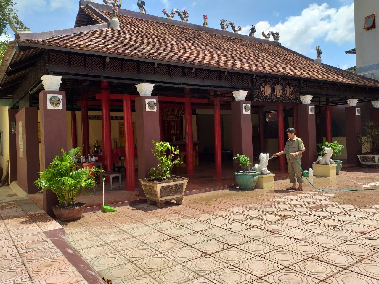 d44629c8c3d837866ec9.jpg