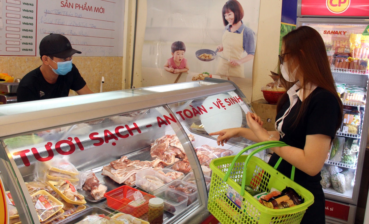 19.7 Tăng nguồn cung ứng thịt, trứng cho chuỗi cửa hàng Porkshop.jpg