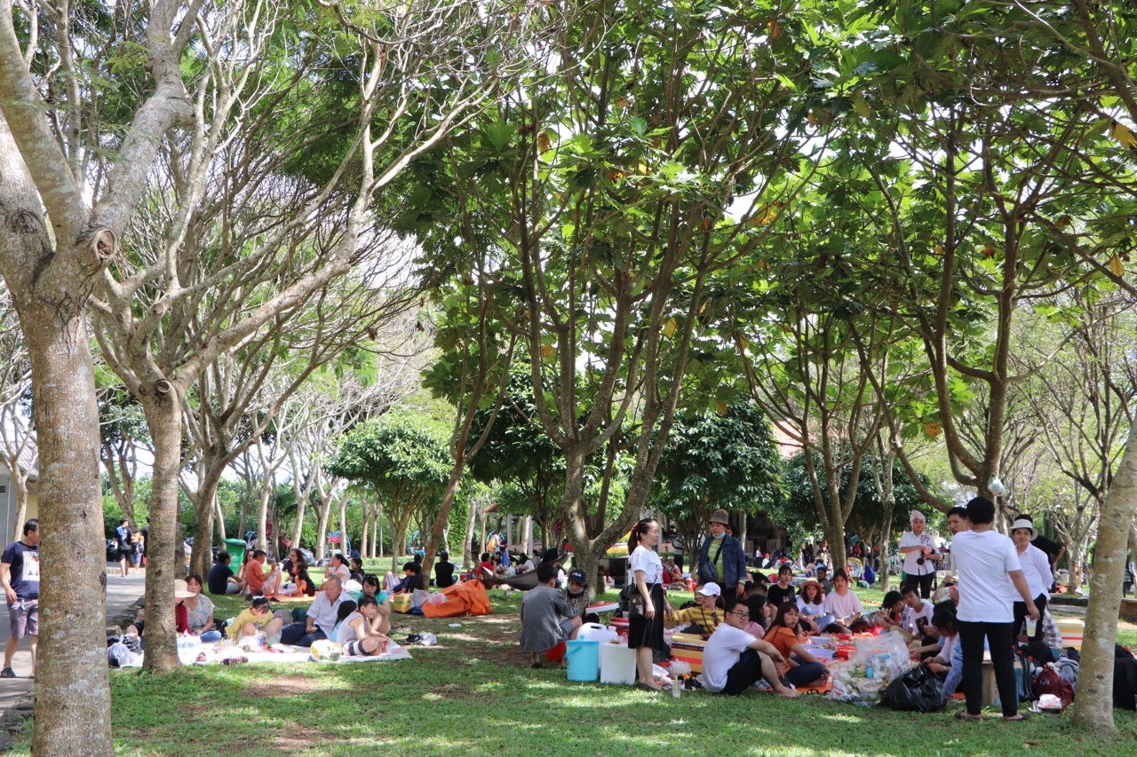 26.7-Một số lĩnh vực kinh doanh, sản xuất giảm doanh thu.jpg