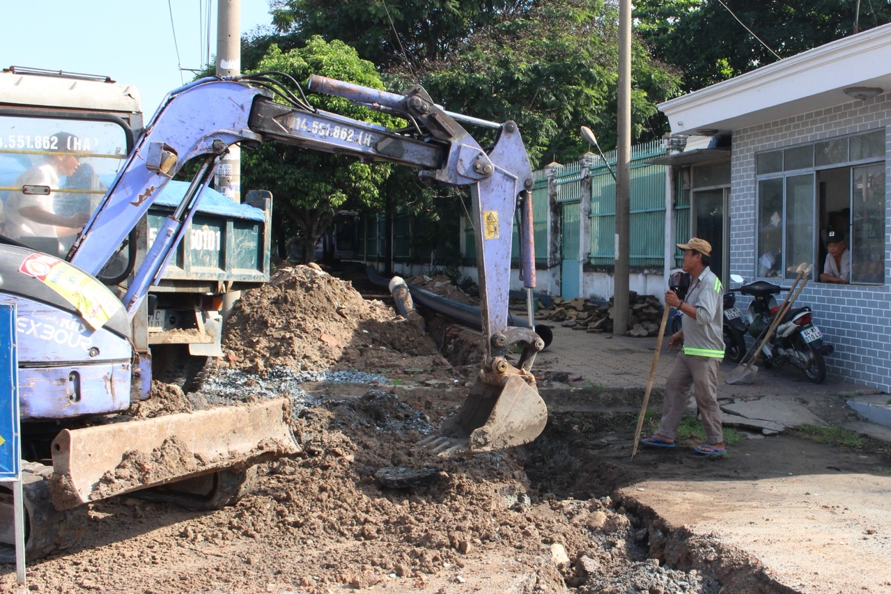 26.7-H2 Đưa nước sạch về nông thôn.jpg
