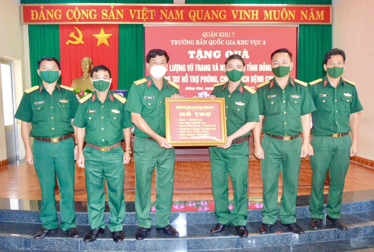 276f972cf371052f5c60.jpg