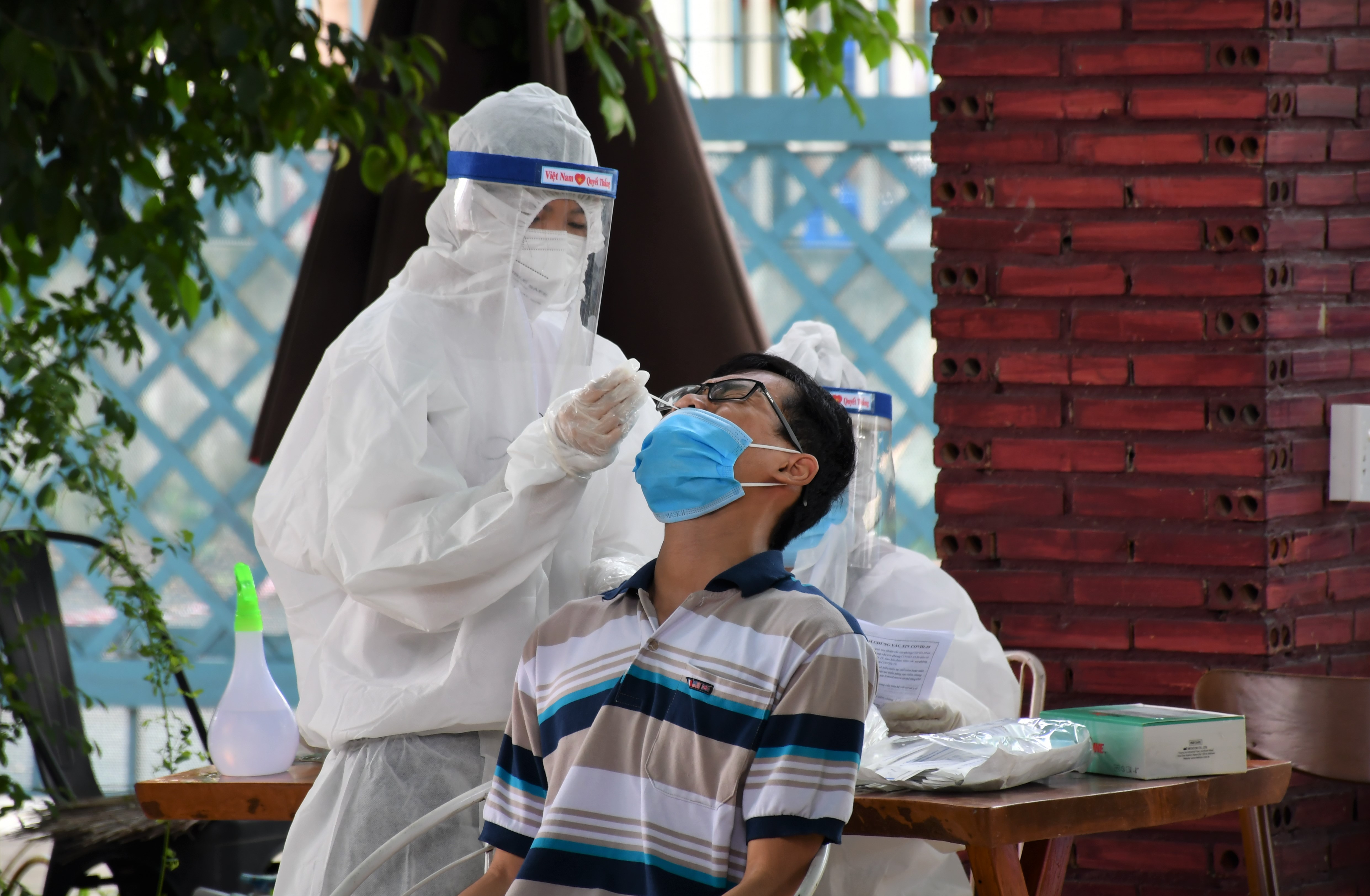 ngoaymui270921.jpg