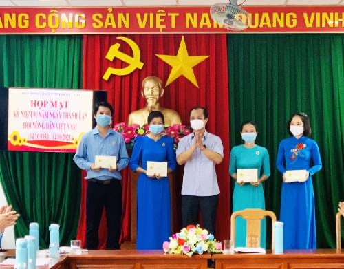 17.10- Kỷ niệm ngày thành lập Hội Nông dân H1.jpg