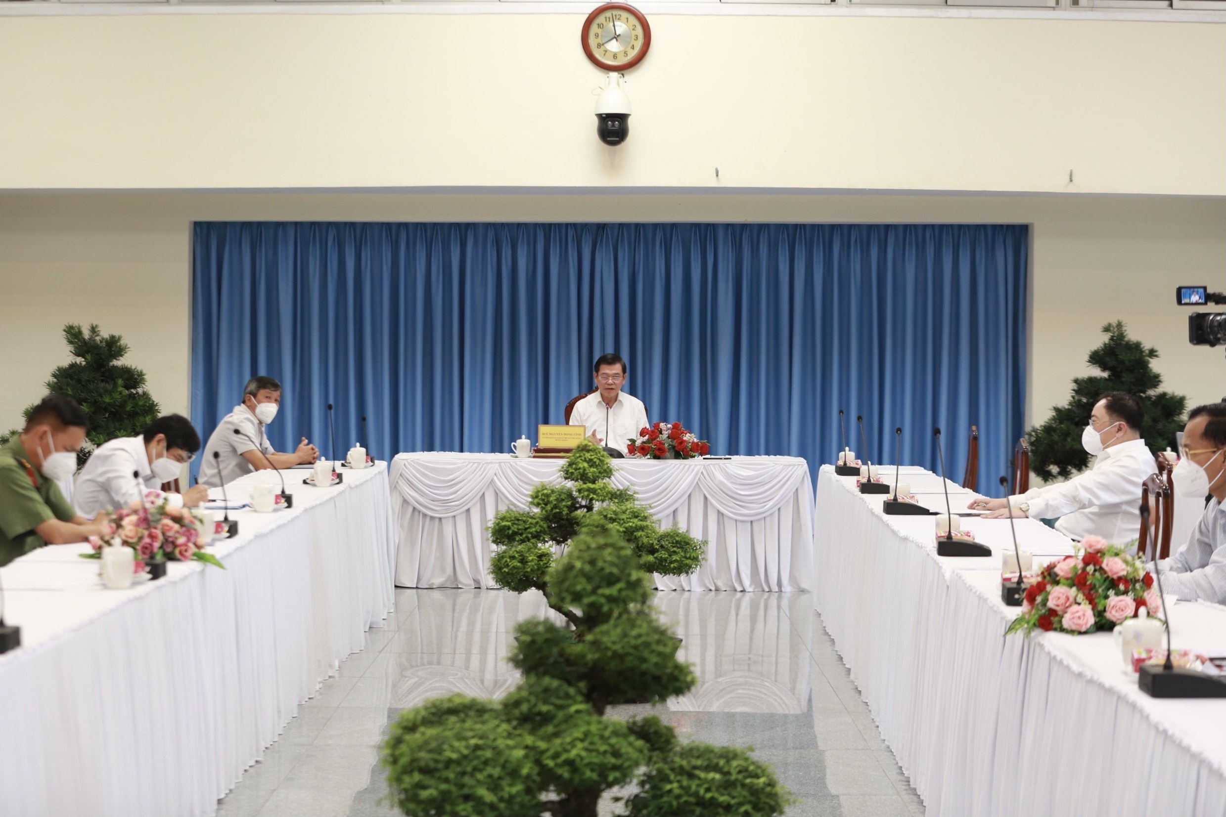 10.11-Đảm bảo an sinh cho người dân cách ly tại nhà H1.jpg