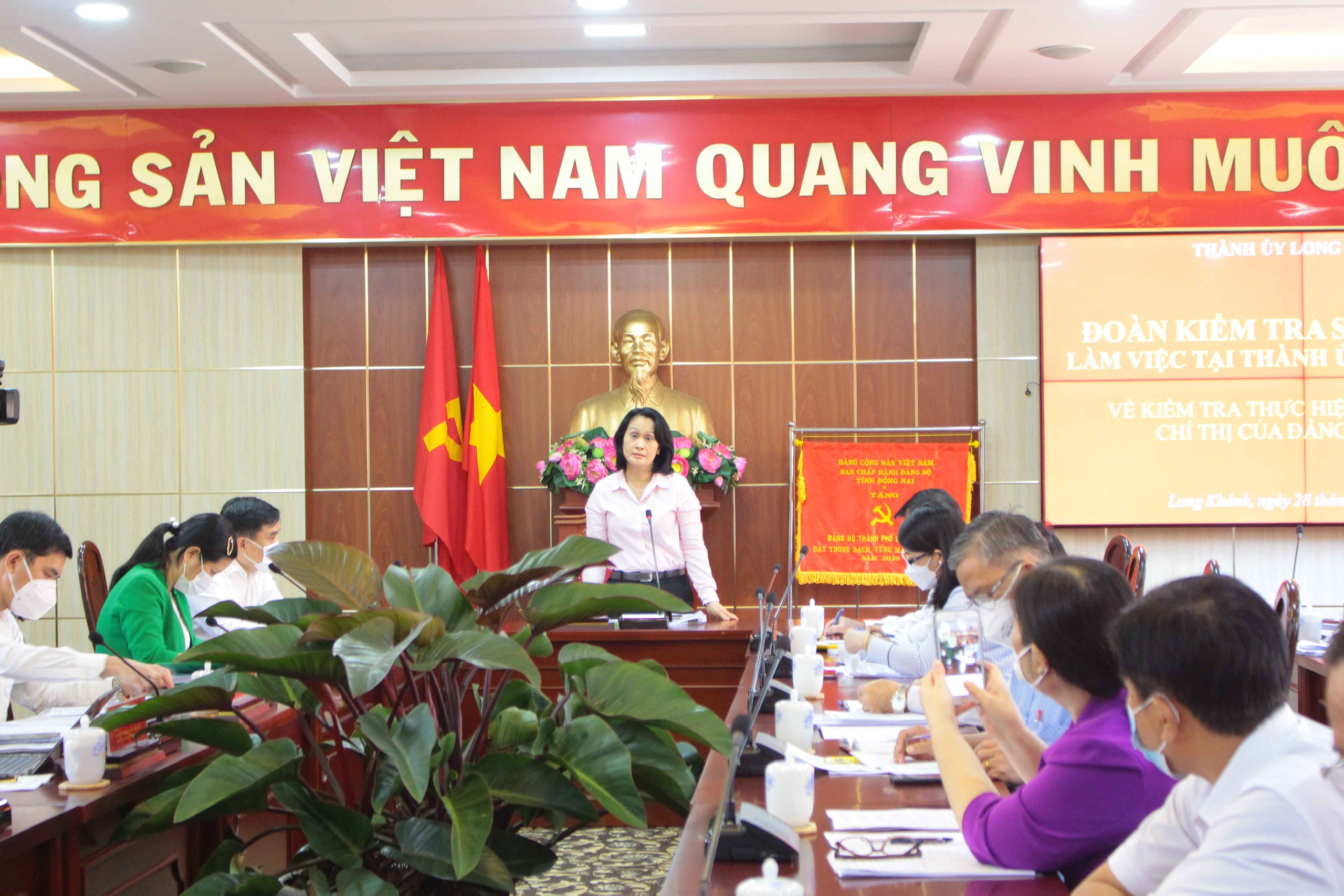 28.12-Phát huy vai trò trách nhiệm nêu gương của cán bộ H1.jpg