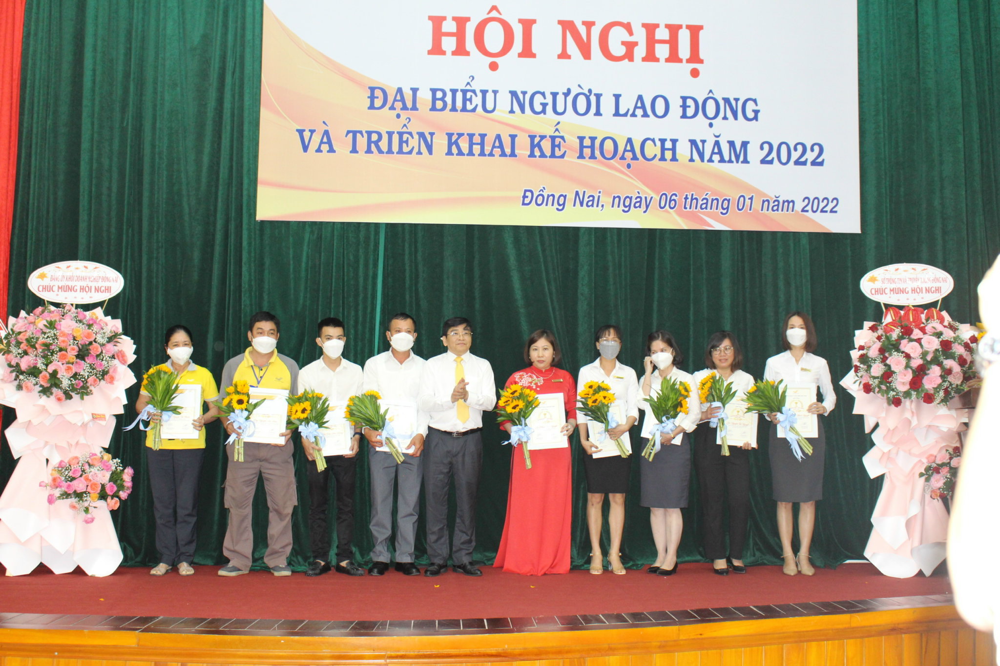 6.1- Hội nghị tổng kết bưu điện năm 2021.jpg