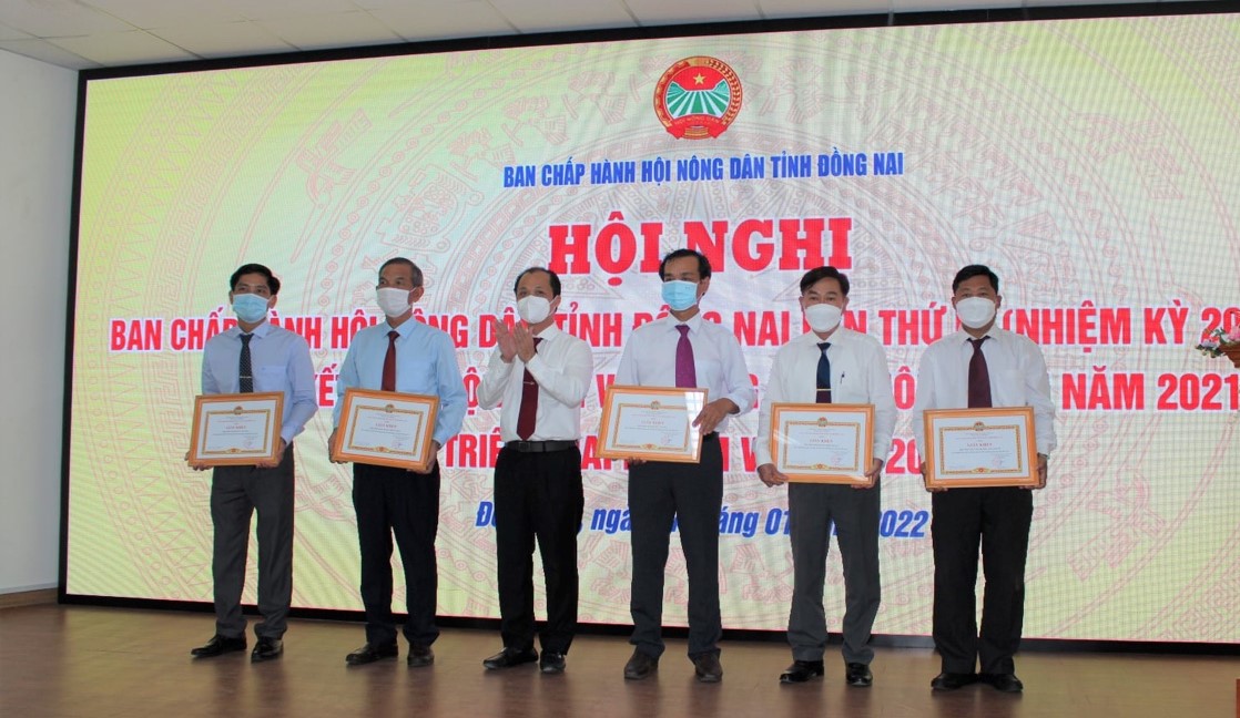 11.1-Hội Nông dân tỉnh tổng kết năm 2021 H3.jpg
