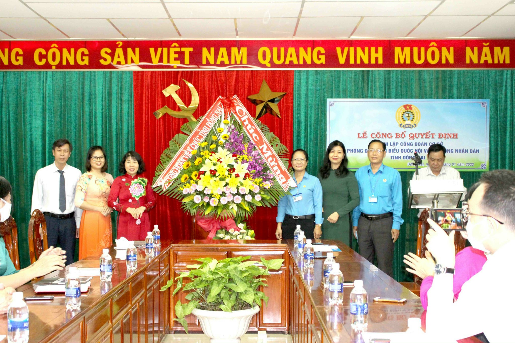 26.1-thành lập CĐCS văn phòng HĐND H1.jpg