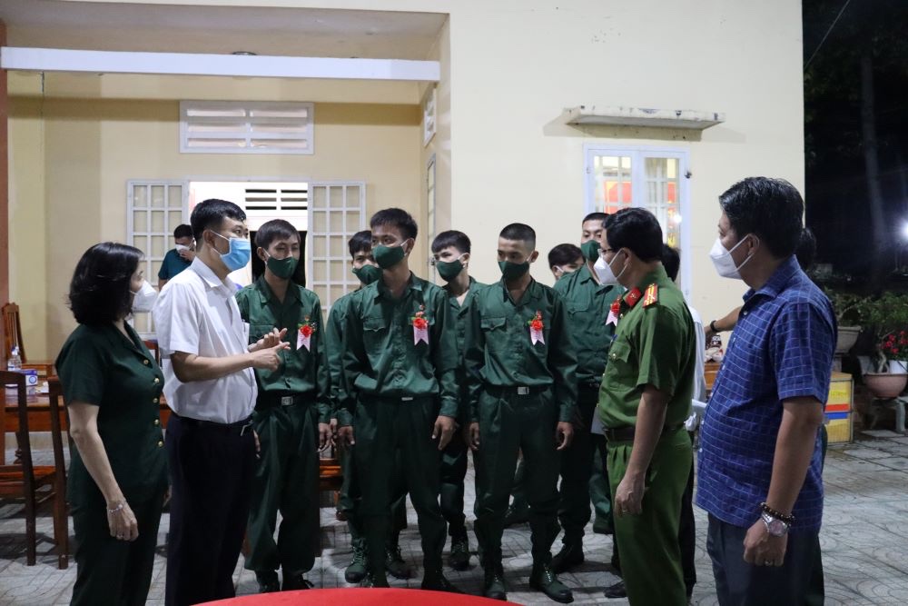 16.2-giao quân huyện Xuanloc H2.jpg