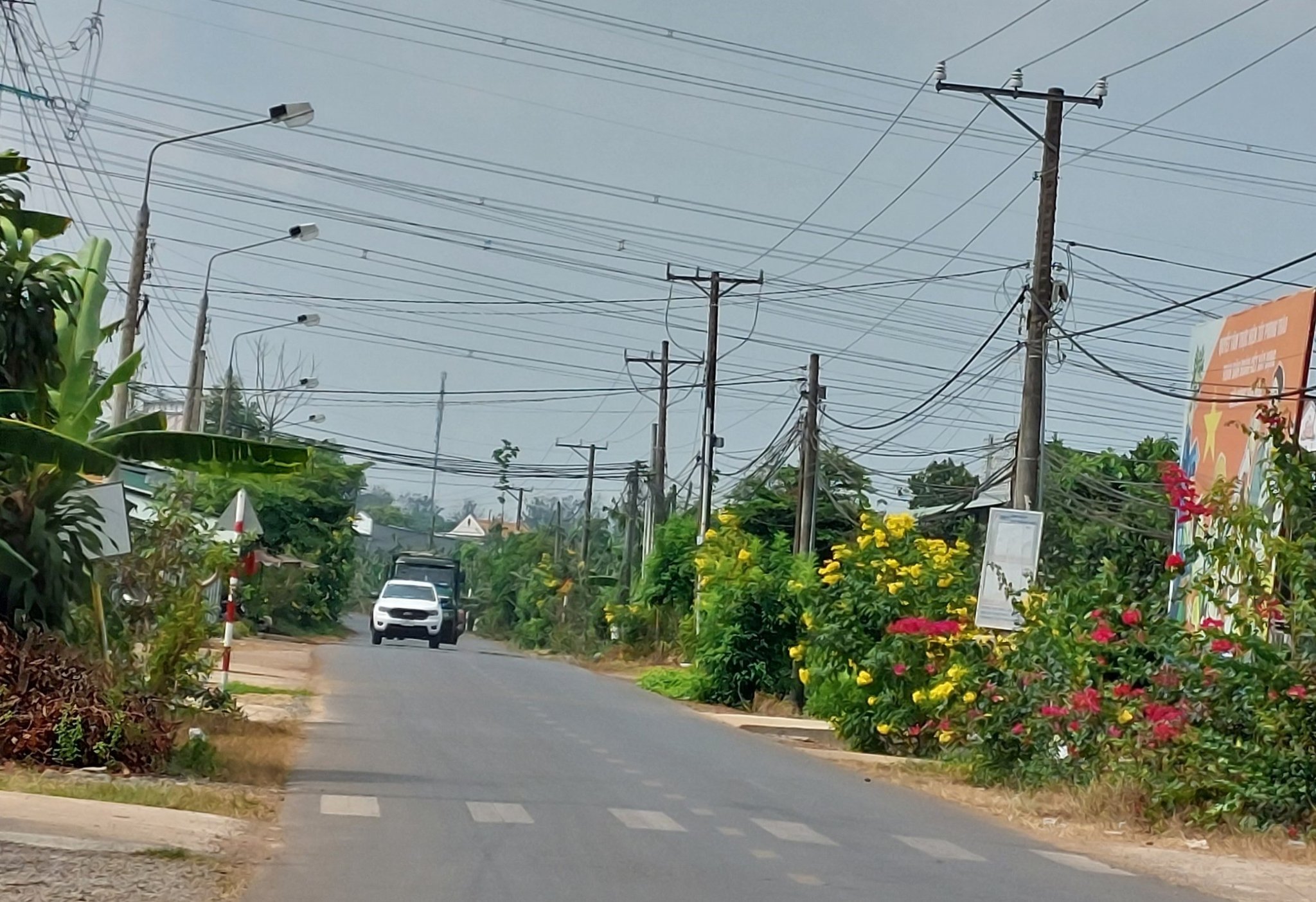 4.4-Hoàn thiện cơ sở vật chất -NTM.jpg