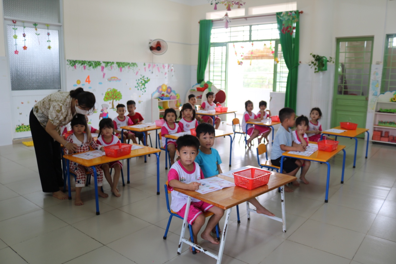 4.4-Gỡ khó xây dựng nông thôn mới giai đoạn 2021-2025-H1.jpg