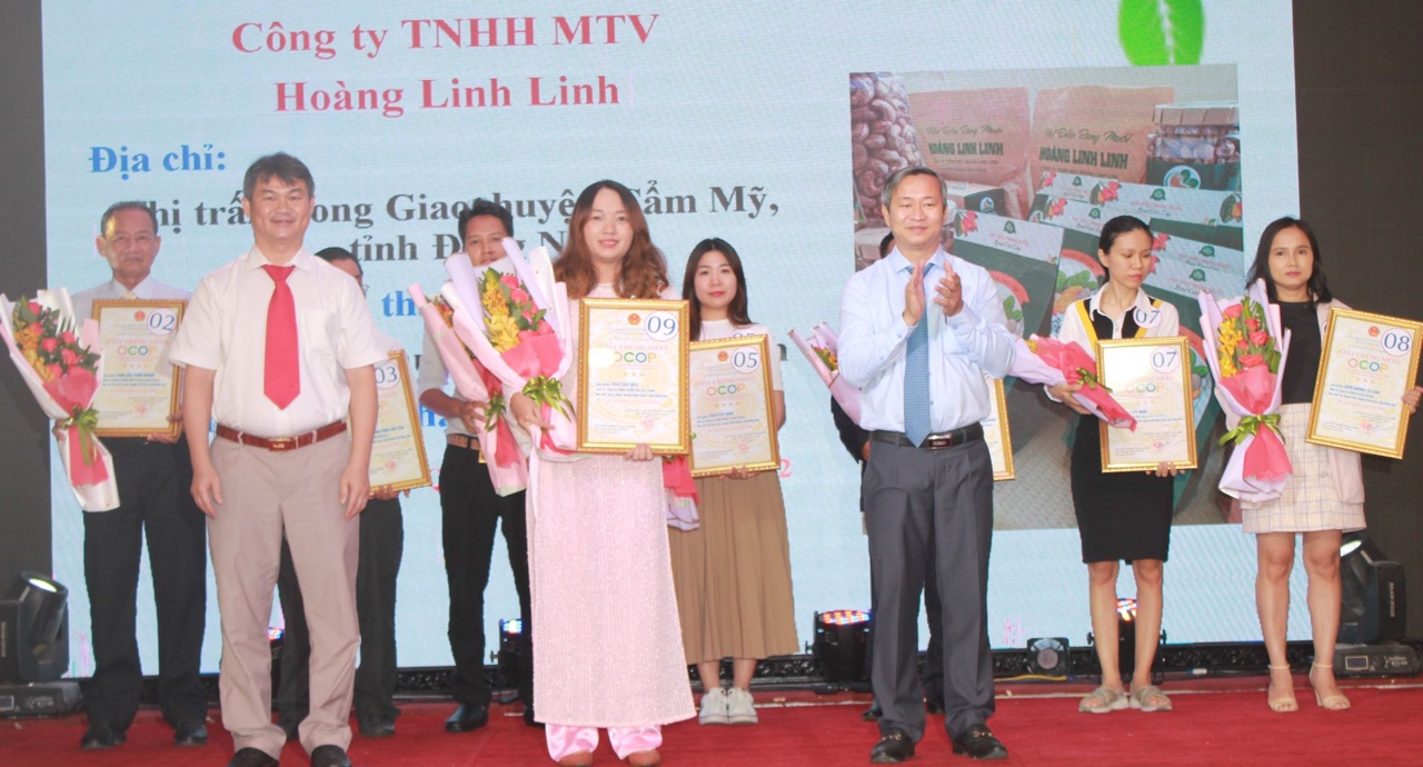 11.5-Cấp giấy chứng nhận sản phẩm 2.jpg