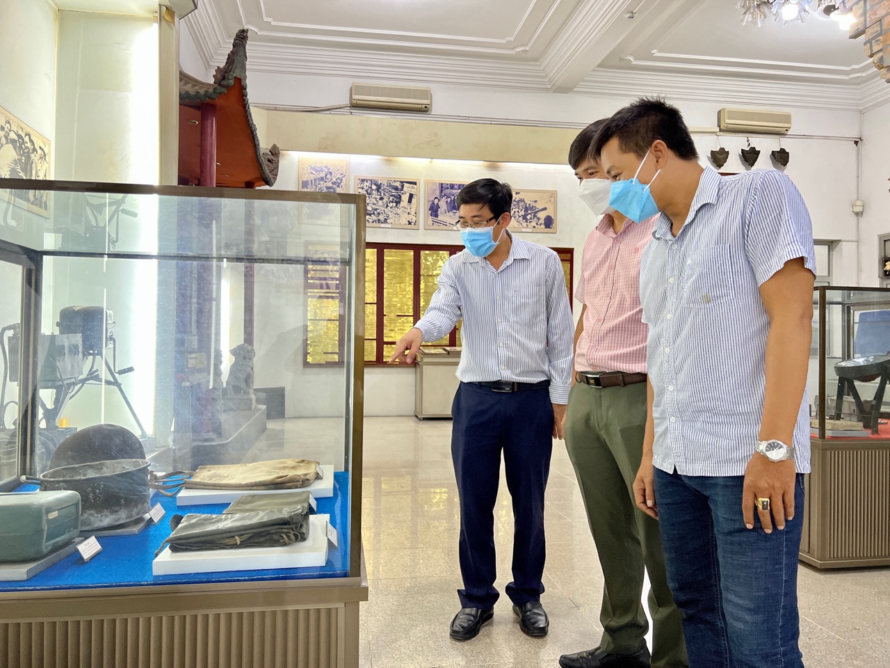 11-5 Sưu tầm kỷ vật thời kháng chiến-1.jpg?t=1752456061