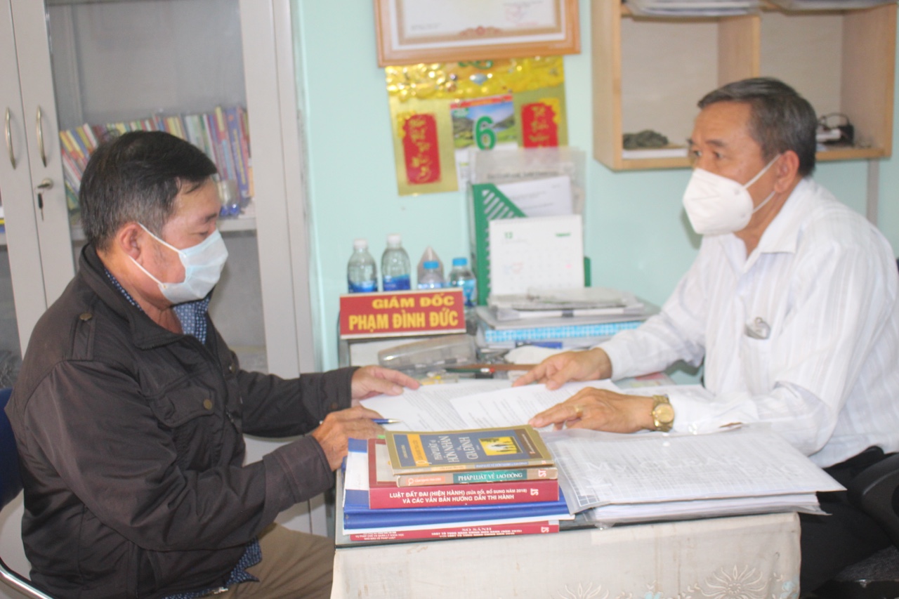 11-5 Quyền lợi của người lao động khi bị sa thải khác với chấm dứt hợp đồng lao động.jpg