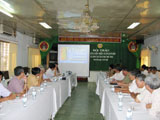 03hoithaogiamngheo01160