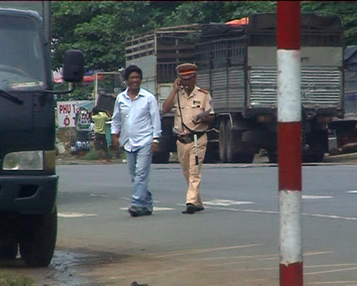 Bantin 9.24 (TT) - Lanh dao phong CSGT CA tinh va cuc quan ly PTTH va thong tin dien du 1.jpg?t=1762423332