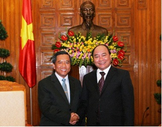 bantin 25.7 (TN) - pho thu tuong Nguyen Xuan Phuc tiep bo truong.jpg?t=1753850341