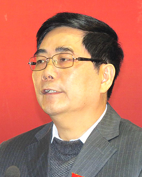 4E Cao Đức Phát.jpg