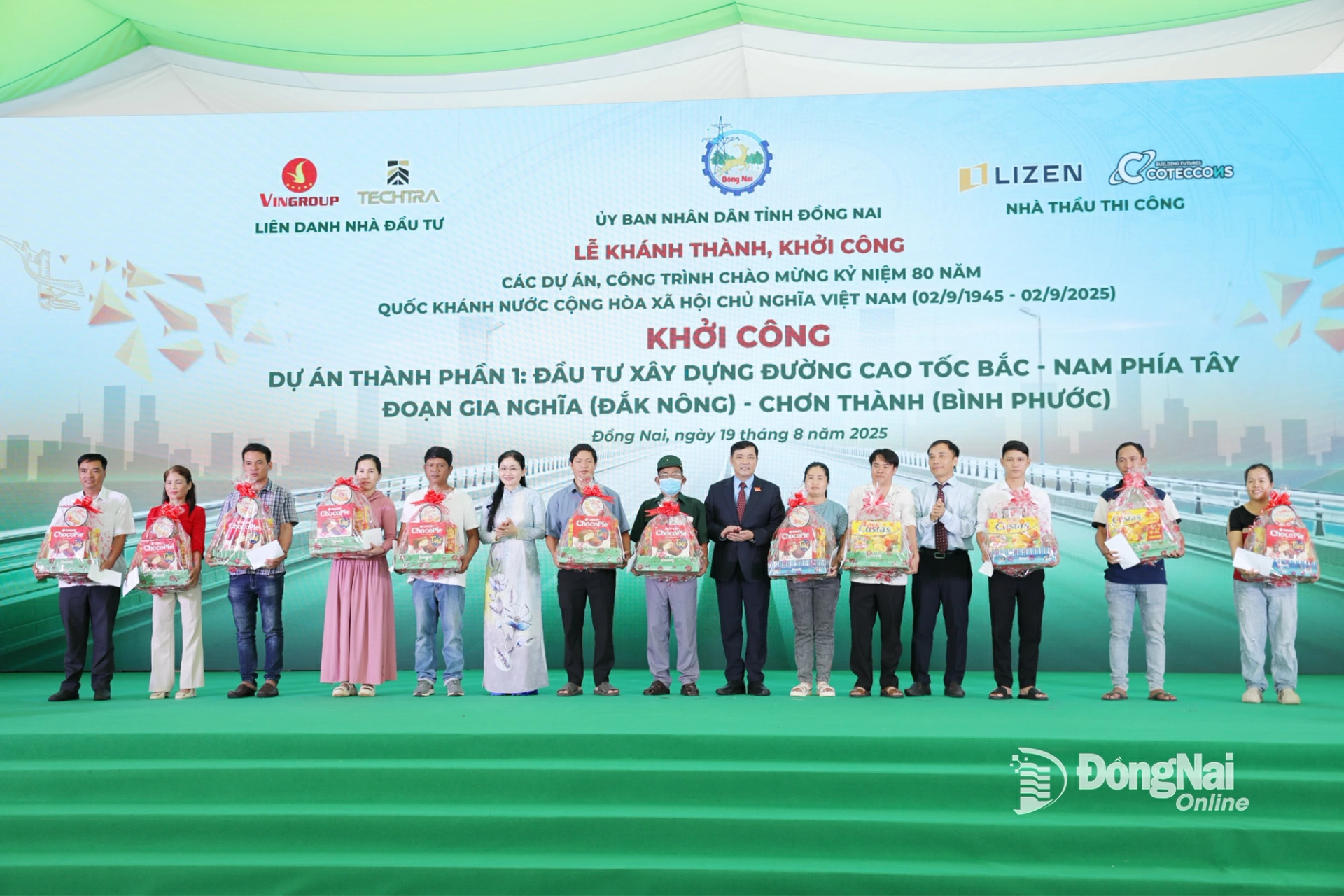 Hình 3