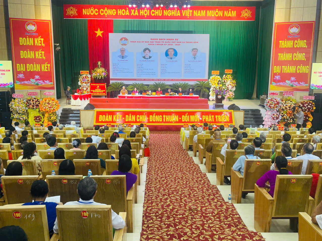 z7030942633647 f4ff5ac5d02f3cb295c671e9d9c0f4b8