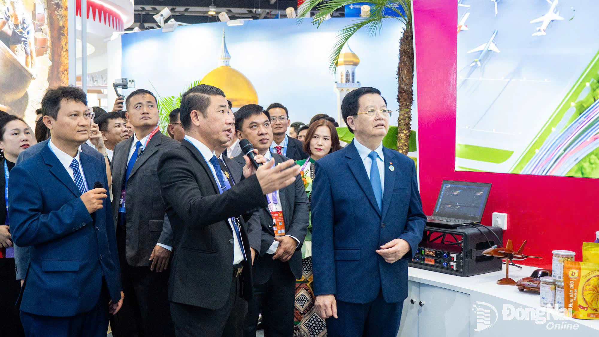 z7149726810797 669e8e3045ee597492259ce1df289008