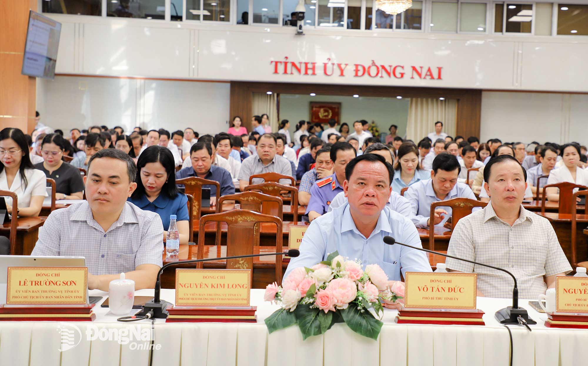 lanh dao1 20260225120411 20260225130557