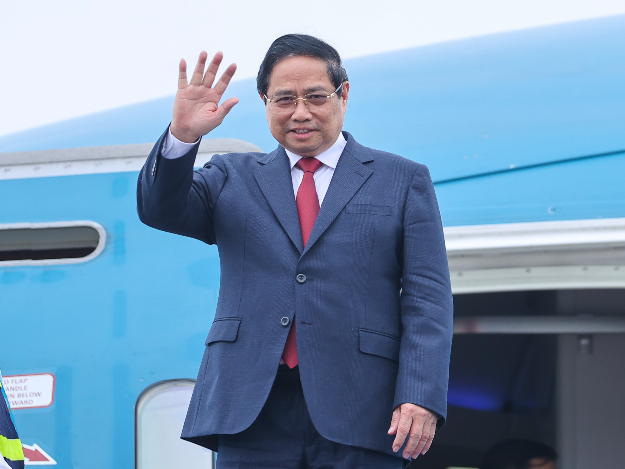 1774487235550435 1774487302151853237054