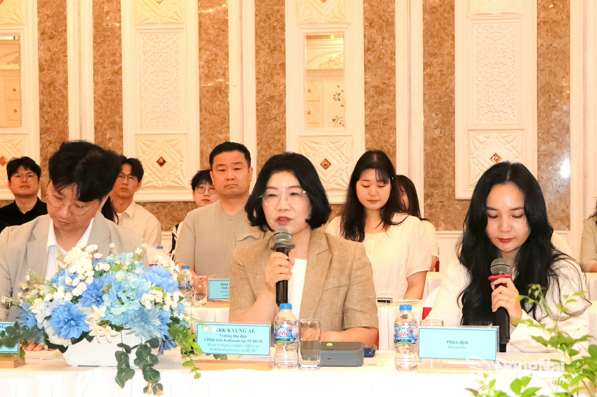 2tải xuống