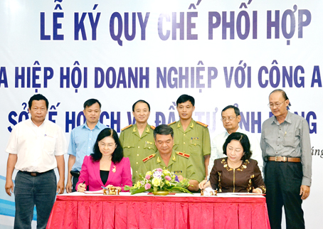 tin22_2701.jpg