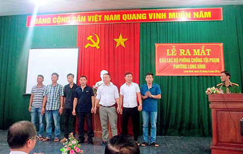 2408-xungkichphong1.jpg