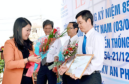 0302-Nhieuhoatdong2.JPG